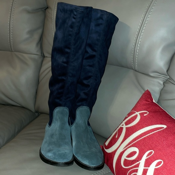 ECCO BLUE LEATHER TALL BOOTS. - Picture 3 of 7